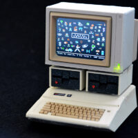 Apple IIe Miniature Working Emulator – 3D Printed Display Replica with Screen & SD Card Option | ESP32 Powered